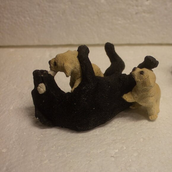 Lot of Two Miniature Labrador Figurines by Stone Critters - Picture 5 of 10